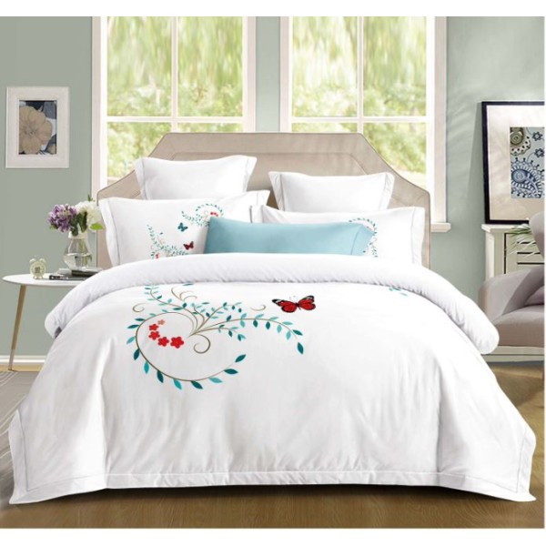 Set Lenjerie Eleganta din Bumbac, cu imprieu deosebit, pentru pat dublu, 4 piese: Cearceaf de pat cu elastic 180 x 200 cm, Cearceaf pilota 200 x 230 cm, 2 fete de perna 55 x 80 cm, BG8006