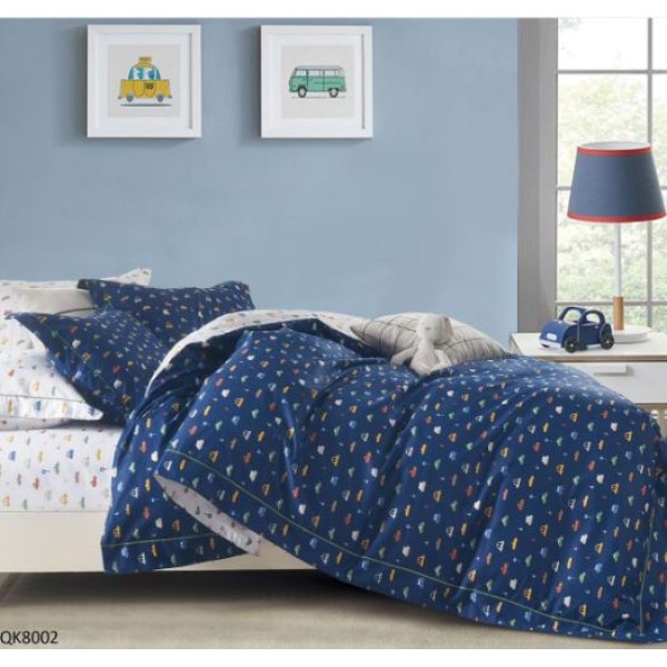 Set Lenjerie Finet 4 Piese din 100% Bumbac Pentru 1 Persoana, cu imprimeu deosebit,: Cearceaf de pat 155 x 230 cm, Cearceaf pilota 160 x 200 cm, 2 fete de perna 55 x 80 cm, QK8002