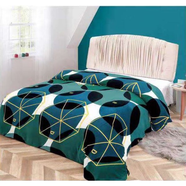 Patura Cocolino Pufoasa, 200 x 230 cm, Pentru pat de 2 Persoane PAT-02 Patura Cocolino Pufoasa, 200 x 230 cm, Pentru pat de 2 Persoane PAT-02