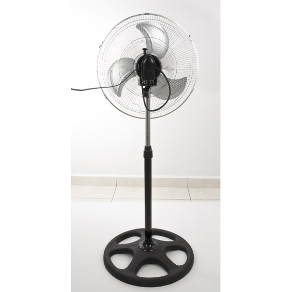 Ventilator cu picior FLORIA ,negru cu gri 3 in 1, Putere 55 W, 3 viteze, diametru 45 cm Ventilator cu picior FLORIA ,negru cu gri 3 in 1, Putere 55 W, 3 viteze, diametru 45 cm