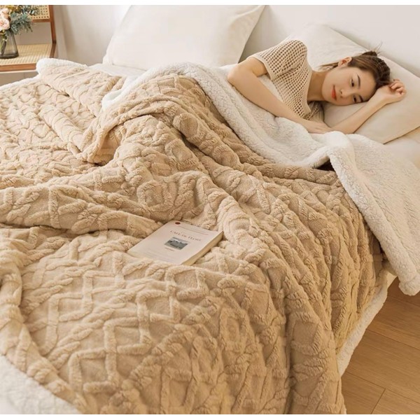 Patura CoCoLiNo tip Tricotaj cu blanita, 200x230cm, Jojo Home, maro deschis Patura CoCoLiNo tip Tricotaj cu blanita, 200x230cm, Jojo Home, maro deschis