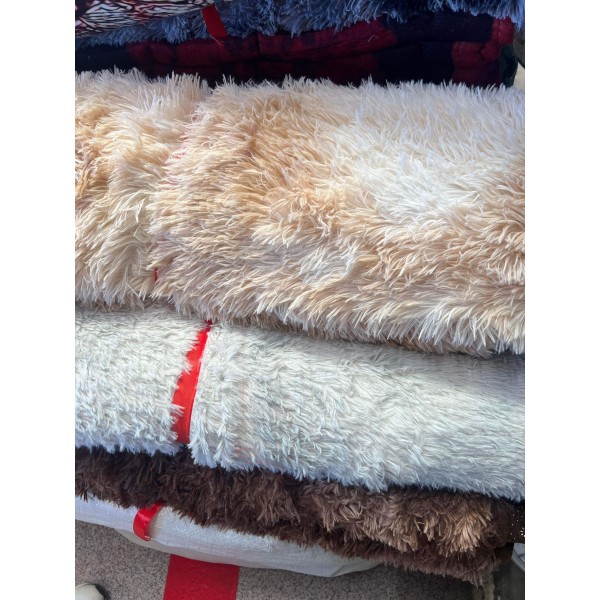 Traversa antiderapantă fluffy ,Covor pufos, moale, compatibil multiple spatii si stiluri, grosime 4cm,150cm x 200, rosu degrade