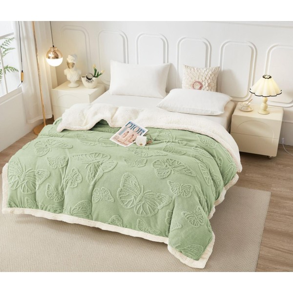 Patura cocolino cu dos plusat pentru pat dublu, model cu fluturi gofrati PFG1