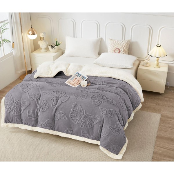 Patura cocolino cu dos plusat pentru pat dublu, model cu fluturi gofrati PFG4