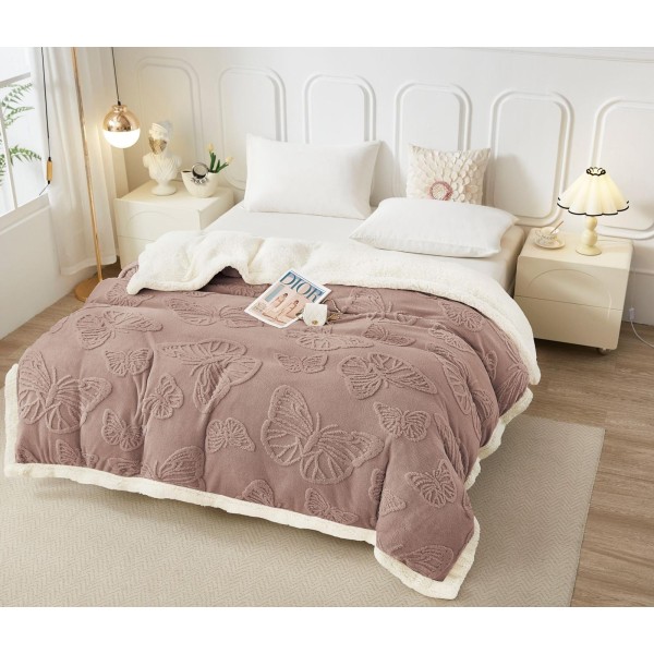 Patura cocolino cu dos plusat pentru pat dublu, model cu fluturi gofrati PFG9 Patura cocolino cu dos plusat pentru pat dublu, model cu fluturi gofrati PFG9
