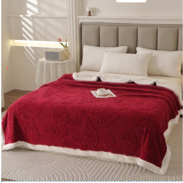 Patura cocolino cu dos plusat pentru pat dublu, model cu fluturi gofrati PFG11 Patura cocolino cu dos plusat pentru pat dublu, model cu fluturi gofrati PFG11