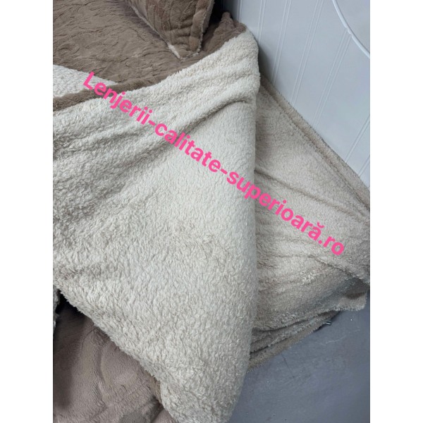 Lenjerie de pat cocolino cu elastic, model grofat, 4 piese, pat 2 persoane, LCP-3