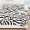 Lenjerie Cocolino DIN BLANITA DE OAIE,4 piese cu elastic ,MODEL ZEBRA 3D IN RELIEF LC4PEY3