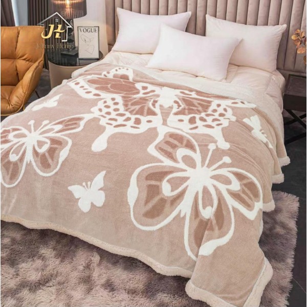 Pătură pufoasă cu model fluturi 3d 200x230 bej p3d02