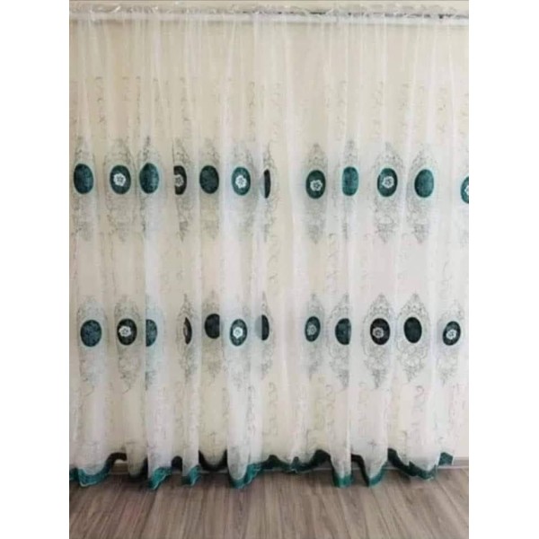 Set unic de perdele Plus draperii decorative pentru sufragerie dormitor, 4 m x 2.50 , PRDL18 Set unic de perdele Plus draperii decorative pentru sufragerie dormitor, 4 m x 2.50 , PRDL18
