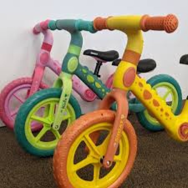 Bicicleta fara pedale de echilibru Dinozaur -ROZ BD3 Bicicleta fara pedale de echilibru Dinozaur -ROZ BD3
