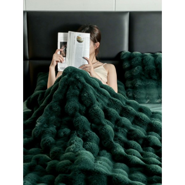 Lenjerie pat dublu, ExtraPufoasa, din Blanita artificiala de Iepure, 6 piese, Jojo Home LCBI02, VERDE SMARALD Lenjerie pat dublu, ExtraPufoasa, din Blanita artificiala de Iepure, 6 piese, Jojo Home LCBI02, VERDE SMARALD