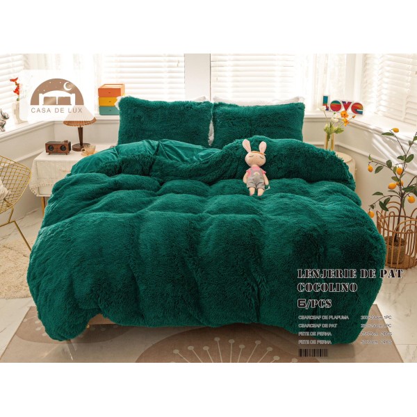 Lenjerie De Pat Pufoasa FLUFFY - VERDE SMARALD