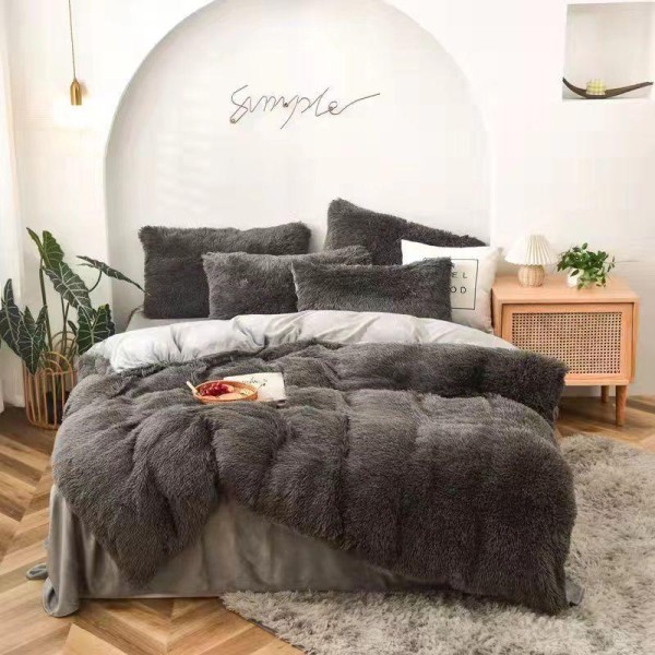 Lenjerie De Pat Pufoasa FLUFFY - GRI