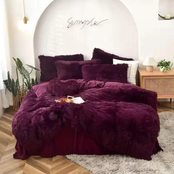 Lenjerie De Pat Pufoasa FLUFFY - MOV INCHIS