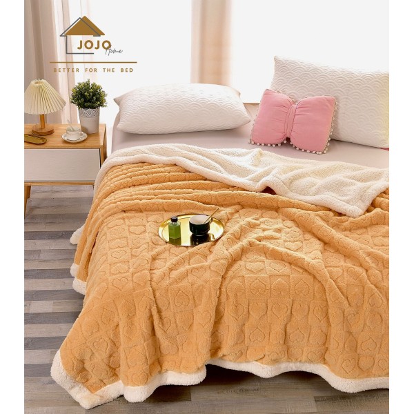 Patura CoCoLiNo cu blanita, inimioare embosate, 200x230cm, Jojo Home, Galben Patura CoCoLiNo cu blanita, inimioare embosate, 200x230cm, Jojo Home, Galben